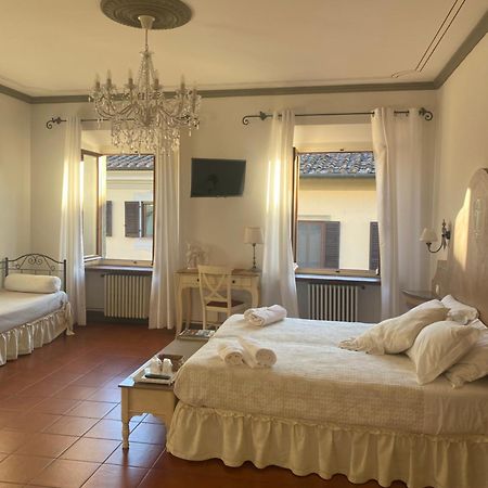 Palazzo Mari Suite & Rooms B&B Montevarchi Luaran gambar